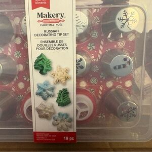 Makery Russian Decorating Tip Set - Silver Metal Tips